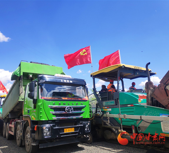 【交通】甘肃公路部门号召领导干部带头做好道路养护工作