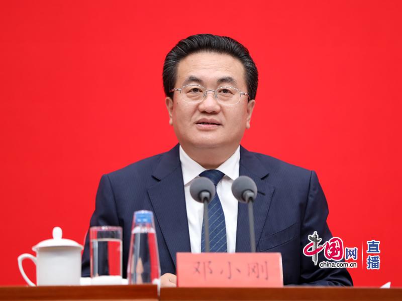 中国这十年|藏粮于地、藏粮于技,牢牢端稳中国人的饭碗 中国这十年|藏粮于地、藏粮于技,牢牢端稳中国人的饭碗