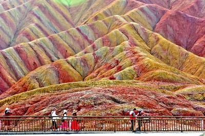 在甘肃，拥抱壮美山川璀璨文明