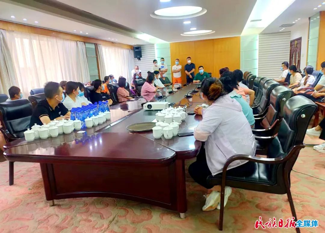 再次出征,临夏州130名医务人员驰援兰州