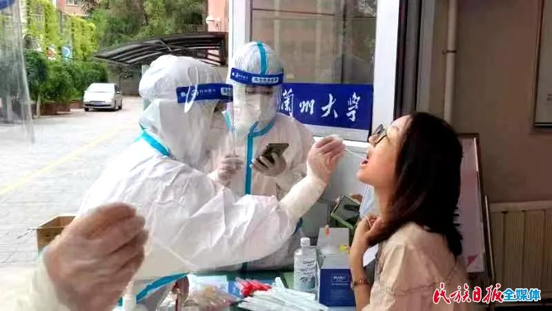 再次出征,临夏州130名医务人员驰援兰州