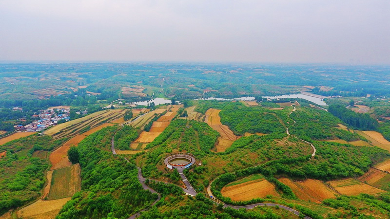 河南内乡：路通民富山区美