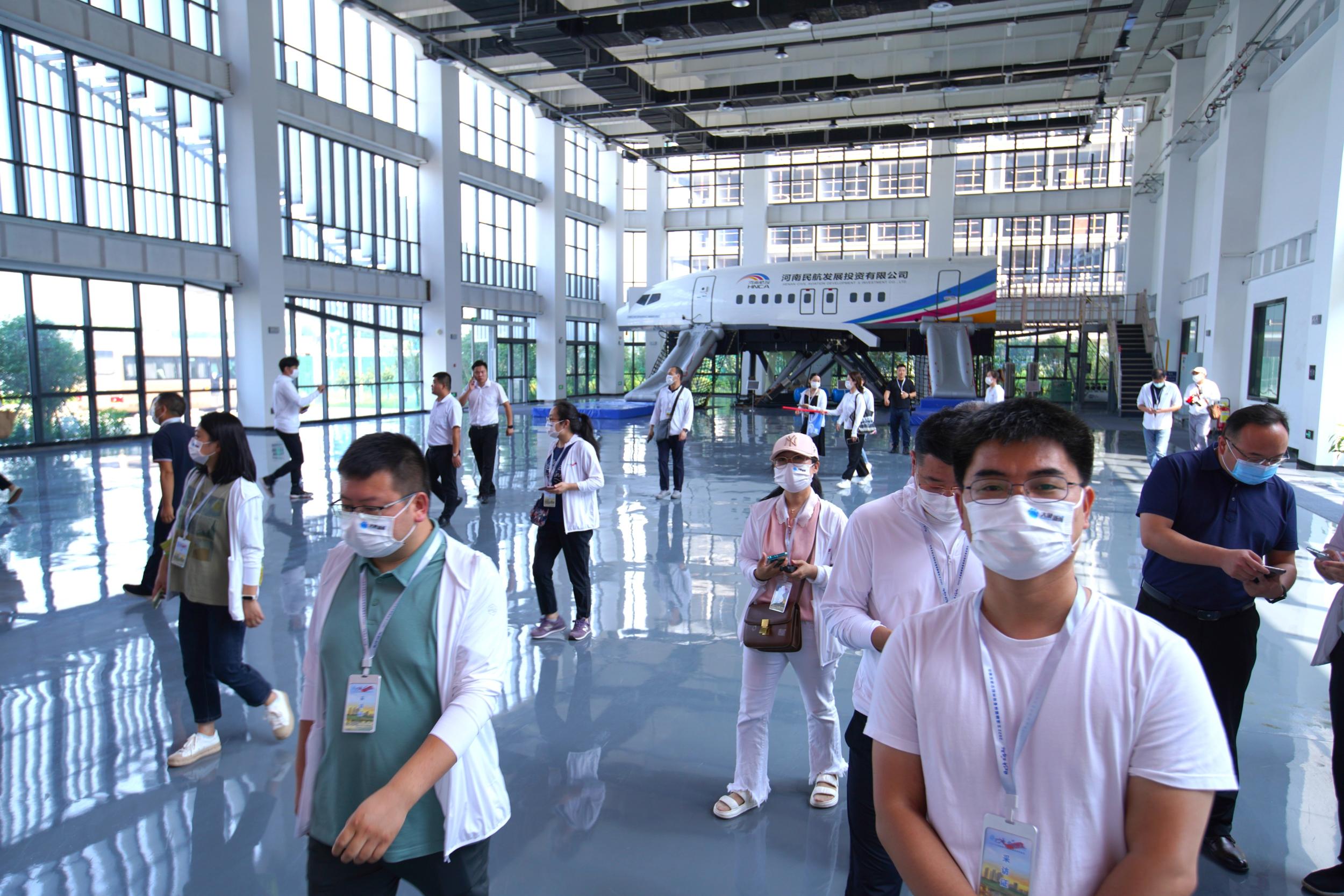 非凡十年 出彩港区⑦｜4套“河南造”已“出海”！河南在航空制造“新赛道”跑出发展“加速度”