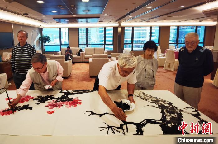 居港书画大家高足“新组合”:用艺术语言说好香港故事