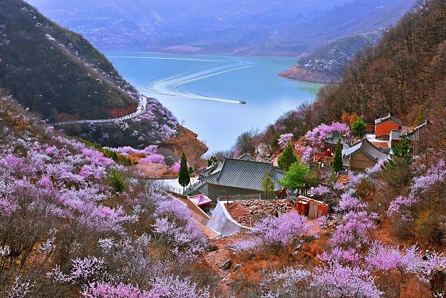 左宗棠文昌平凉府 柳湖春叠翠关陇道