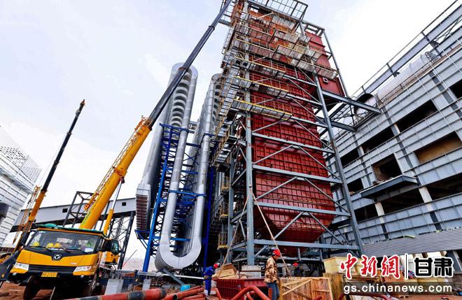 图为甘肃河西硅业新材料有限公司二期项目。甘州区委宣传部供图 图为甘肃河西硅业新材料有限公司二期项目。甘州区委宣传部供图