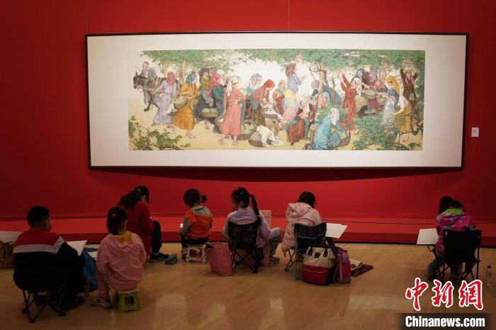 “以神取形——吴宪生作品展”现场 史春阳 摄 “以神取形——吴宪生作品展”现场 史春阳 摄