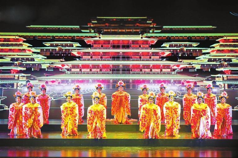 第11届敦煌行·丝绸之路国际旅游节盛大开幕