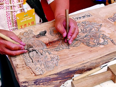 “非遗+旅游”:炫出云南文旅民族风 “非遗+旅游”:炫出云南文旅民族风