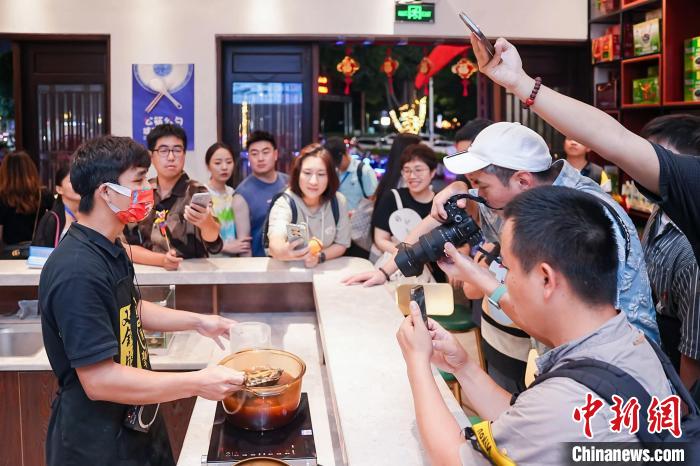 图为在内地开展交流的香港青年。(资料图) 广西青年联合会供图 图为在内地开展交流的香港青年。(资料图) 广西青年联合会供图