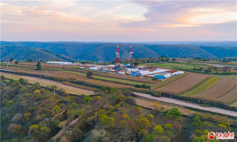 长庆油田页岩油实现规模效益开发 日产水平达到7905吨/天