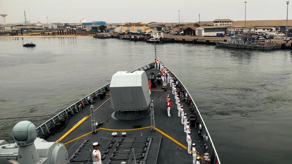 通讯：让和平友谊跨越山海——记中国海军第43批护航编队友好访问西非5国