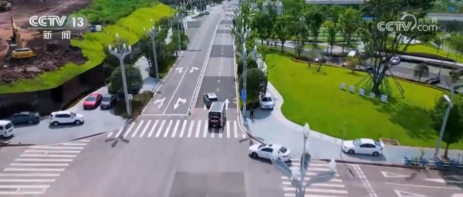 重庆首批7款智能网联汽车试跑上路 全产业链生态圈初步建成