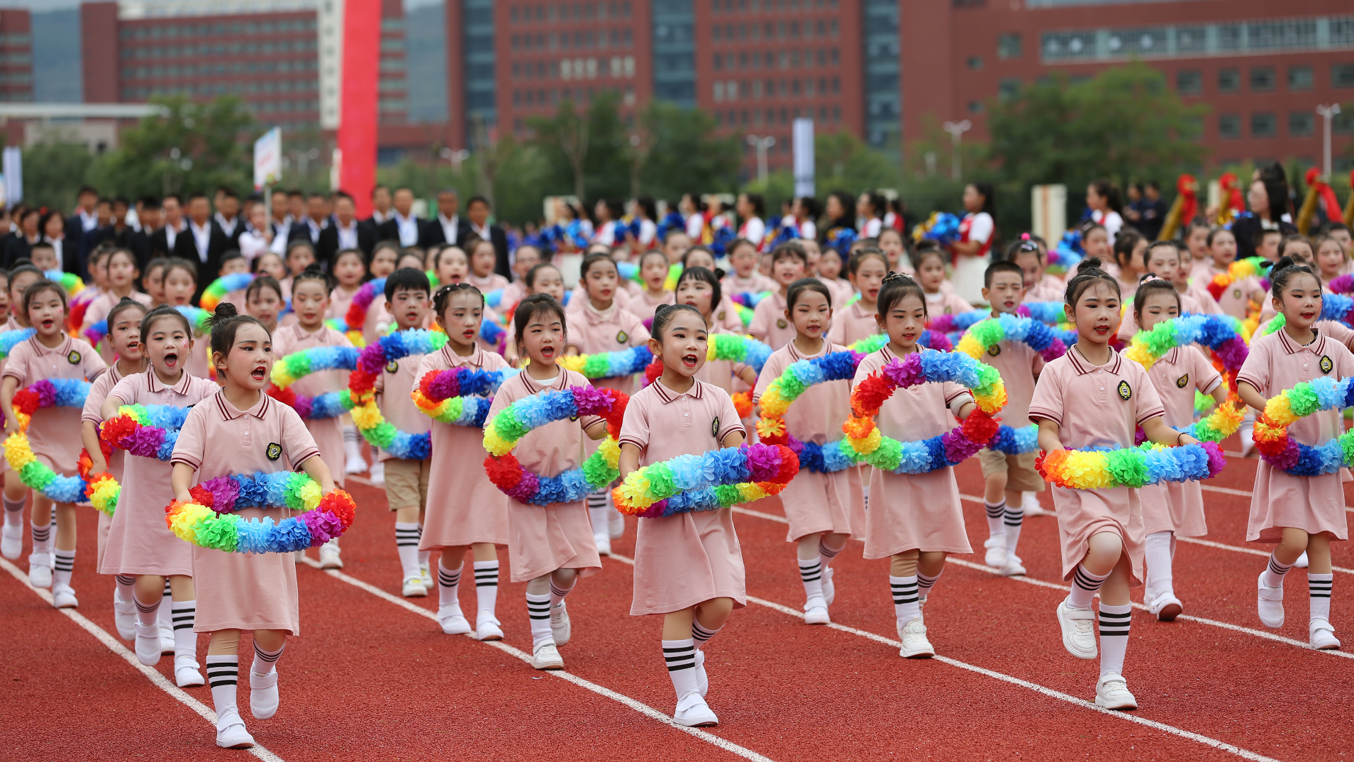 【陇拍客】平凉崆峒区第五届中小学生运动会开幕