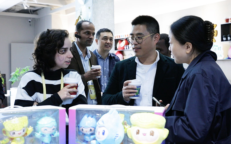 世界互联网大会首批全球青年领军者赴浙开展调研 世界互联网大会首批全球青年领军者赴浙开展调研