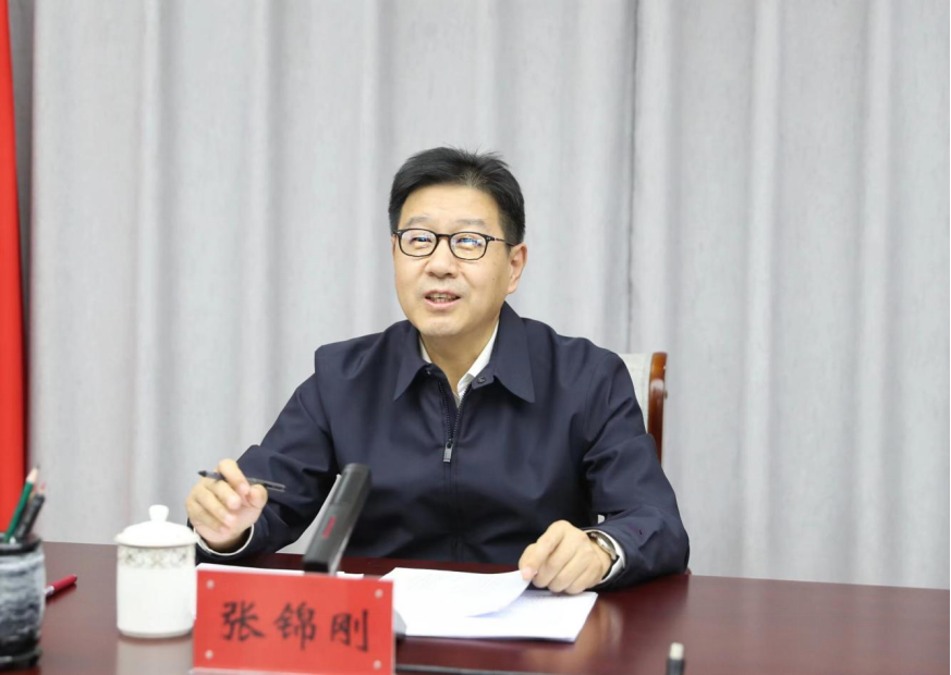 省委常委、副省长张锦刚在省人社厅调研并召开座谈会