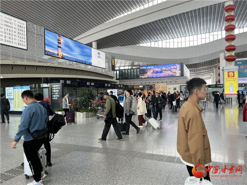 “五一”假期 兰州中川机场预计完成旅客吞吐量23.5万人次