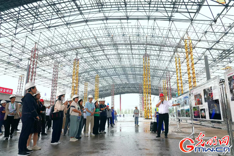 “发现最美铁路”走进东北地区:在白山黑水间感悟发展之美 “发现最美铁路”走进东北地区:在白山黑水间感悟发展之美