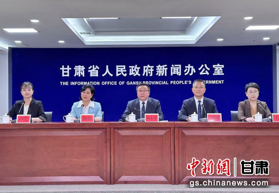 发布会现场。 发布会现场。