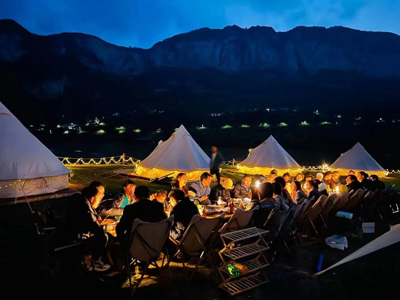 3鸭甸河露营基地