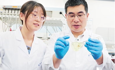 直面科研急与盼，一所大学的三次求解 