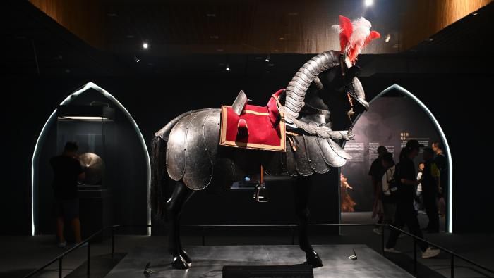 “欧洲骑士盔甲与文化展”亮相兰州：百余件珍贵文物展骑士文化魅力