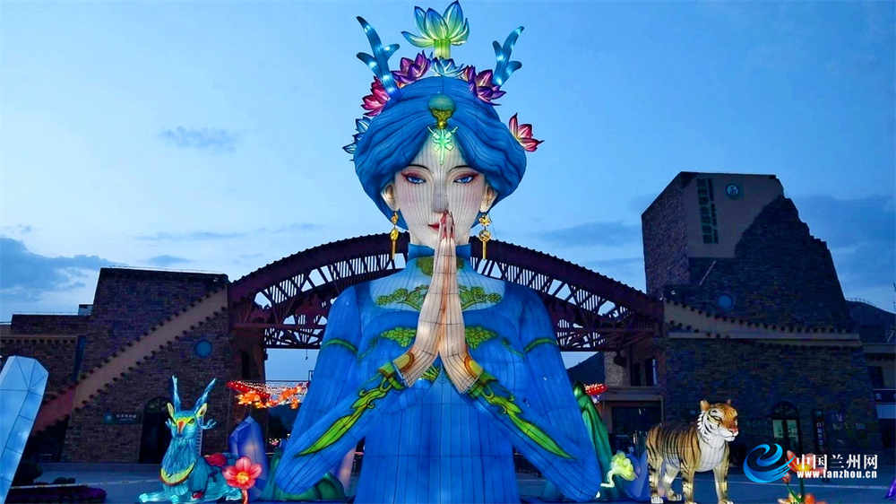 兰州野生动物园暑期开启“千灯之夜”精彩夜游点亮金城