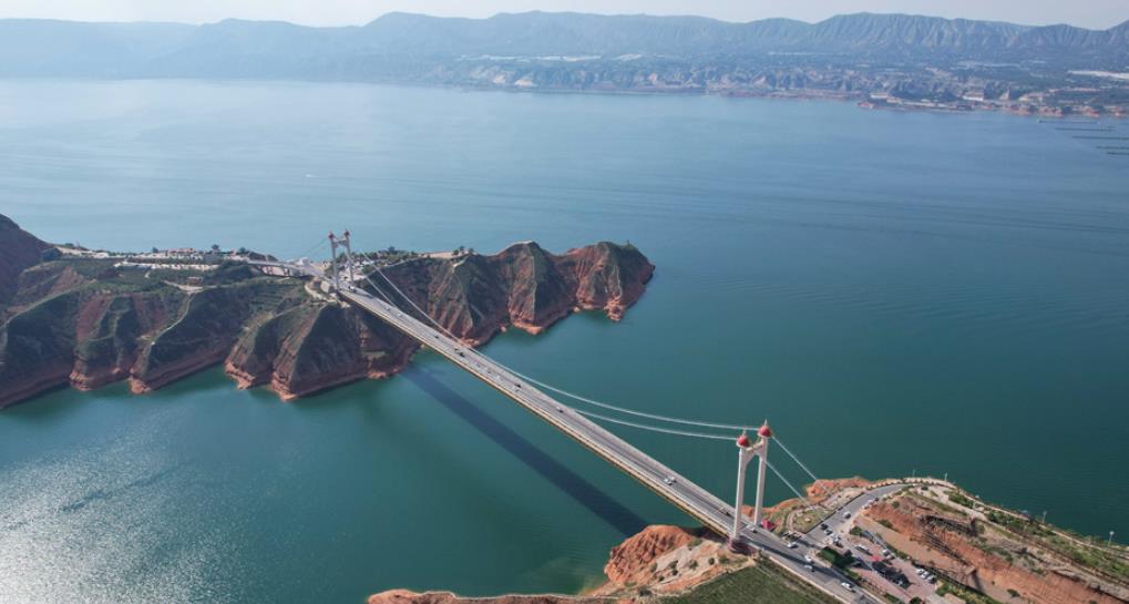 西北跨度最大的悬索桥——刘家峡大桥
