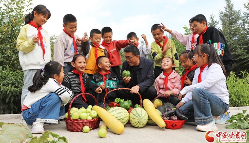 陇拍客丨民乐：校园里的“丰收节”