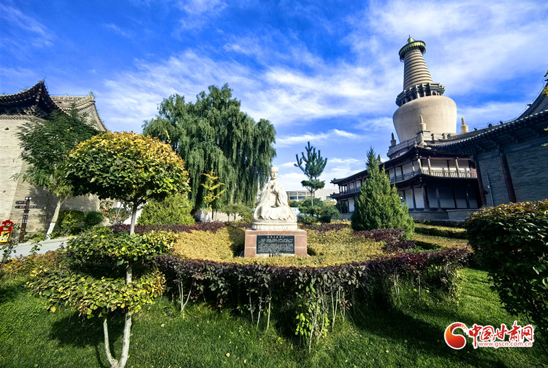 何以中国·壁画里的中国丨张掖大佛寺“尼僧护经”：从神秘传说走向历史真相