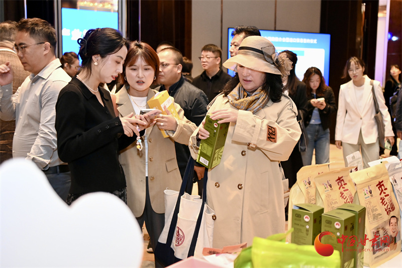 甘肃特色农产品组团闯进博会 “甘味”香飘国际舞台