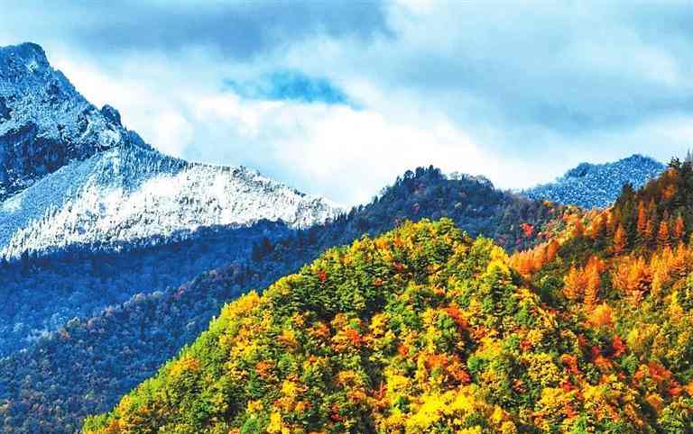 陇上名山 雄奇壮丽展胜景