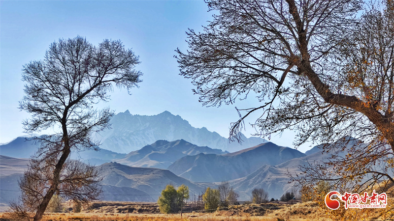 初冬祁连景如画
