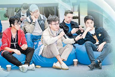 年轻人如何在人工智能领域展现才华