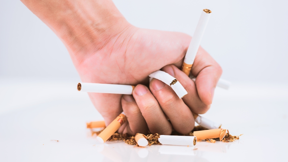 甘肃省人民医院温馨提示：烟草依赖是一种慢性成瘾性疾病，戒烟越早越好