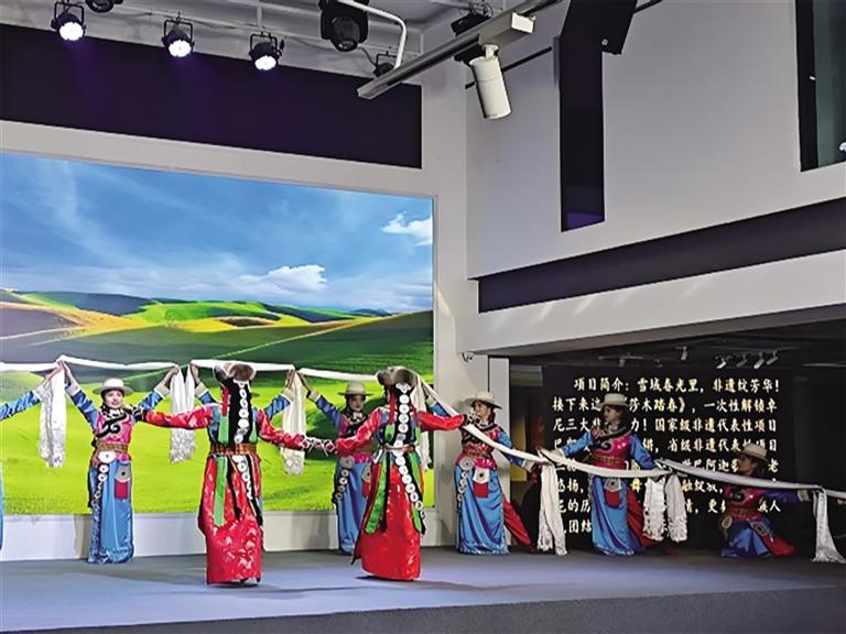 兰州段家滩西社区开展非遗展演活动