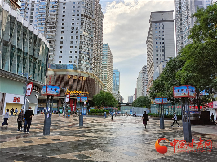 线上学习资源怎么用？家长观点呈现“两重天”