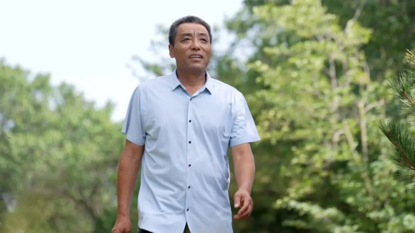 李含林：用大爱为残疾人撑起一片天