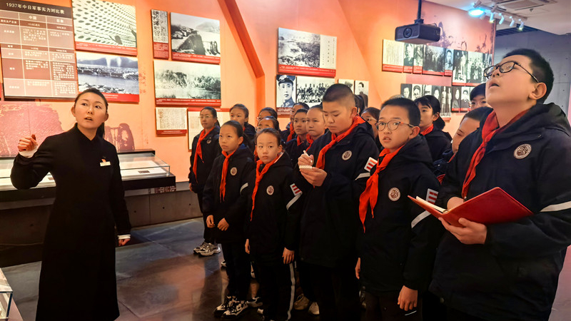 铭记历史!兰州“八办”纪念馆举行国家公祭日悼念活动