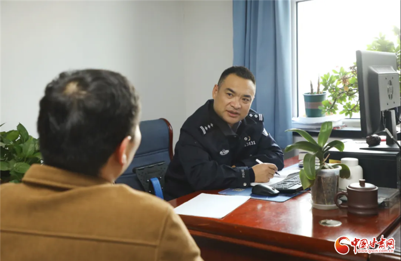 导演车祸骗保 兰州两男子被刑拘