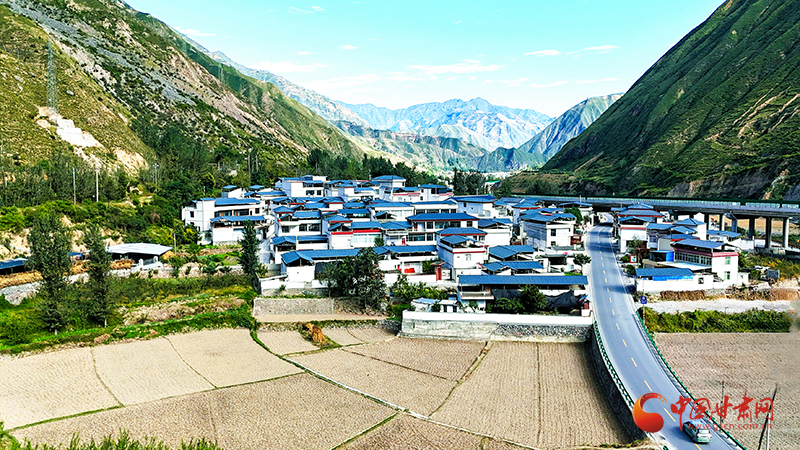 陇原山乡新画卷|文县：从“忧居”到“宜居”