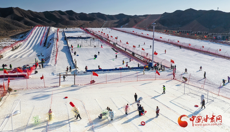 陇拍客丨景泰：畅享冰雪 收获成长