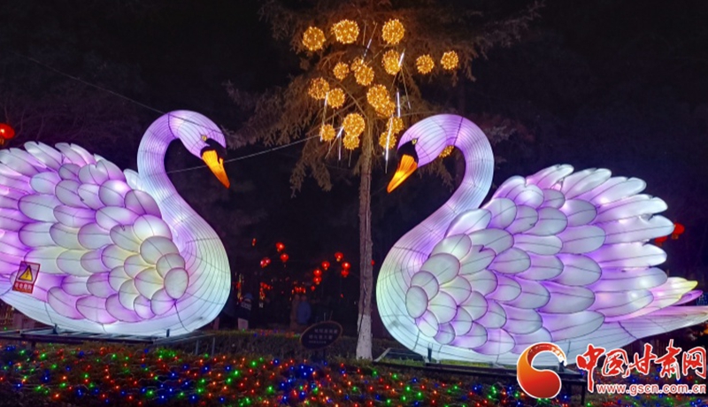 走进兰州西固灯会:一盏灯四十年 一座城的年味记忆