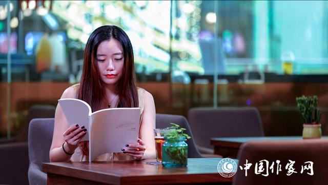 独家访谈｜笛安：我把爱情当做给主人公的美好礼物