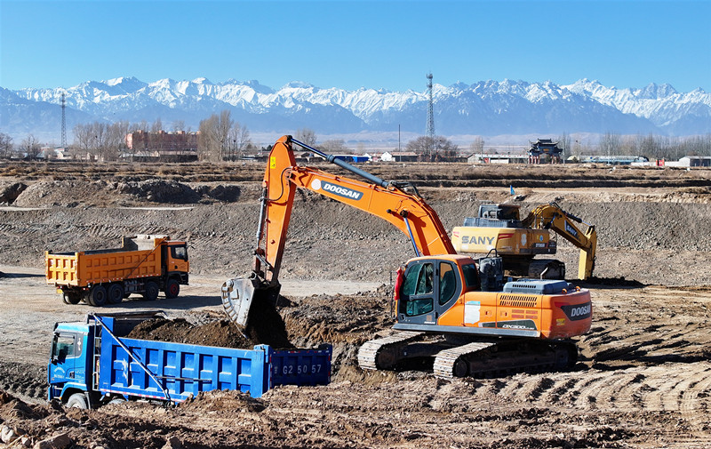 春动陇原丨民乐：高标准农田节水项目火热推进