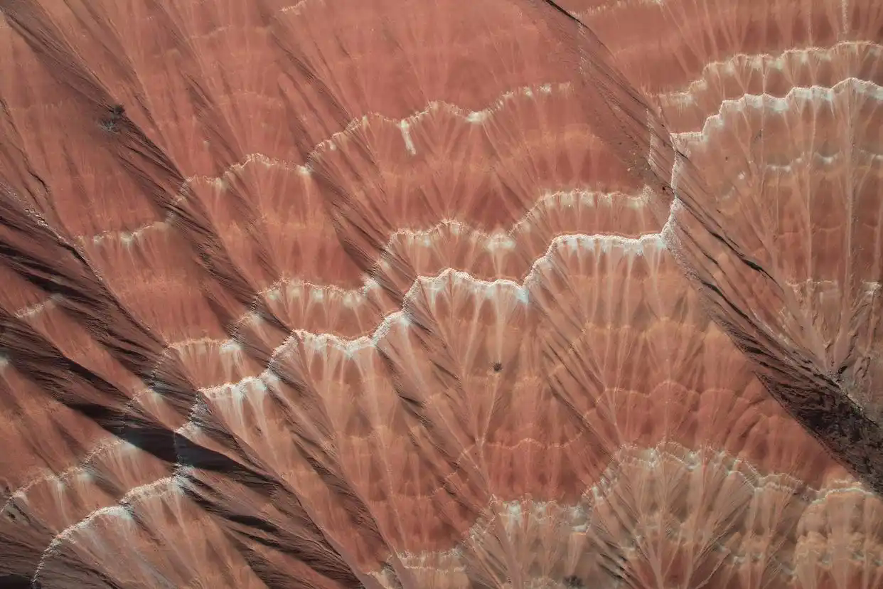 航拍甘肃东乡“羊肉卷”地貌