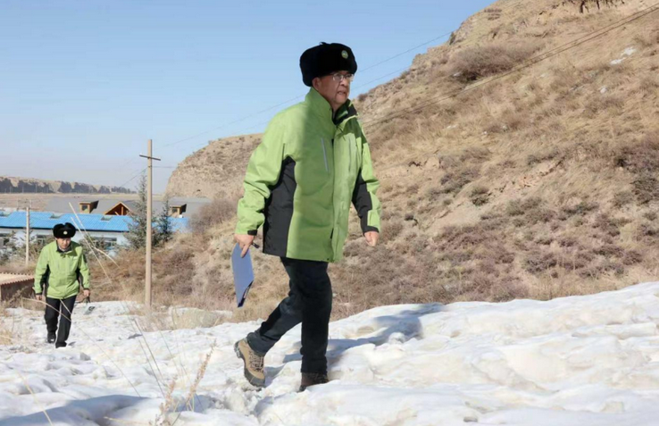十八年踏雪巡山 他把青春种进祁连山