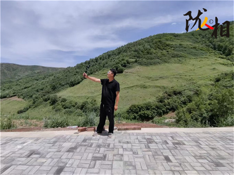 【陇人相·230期】“七一”特刊|“90后”村支书胡明辉：用短视频“酿”出深山“甜蜜产业”