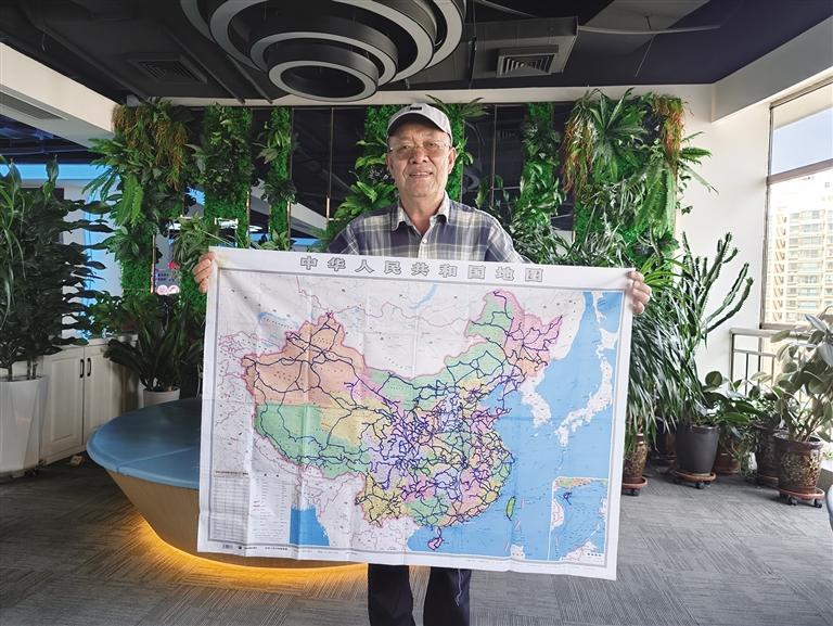 榆中大山走出来的作家、旅行家许曙明
