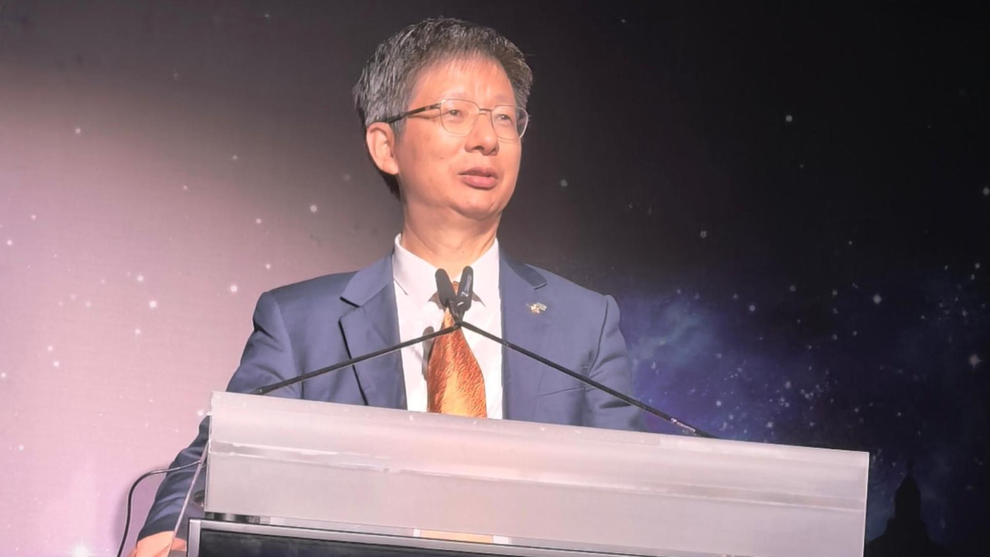王劲松获威廉·诺德伯格奖章